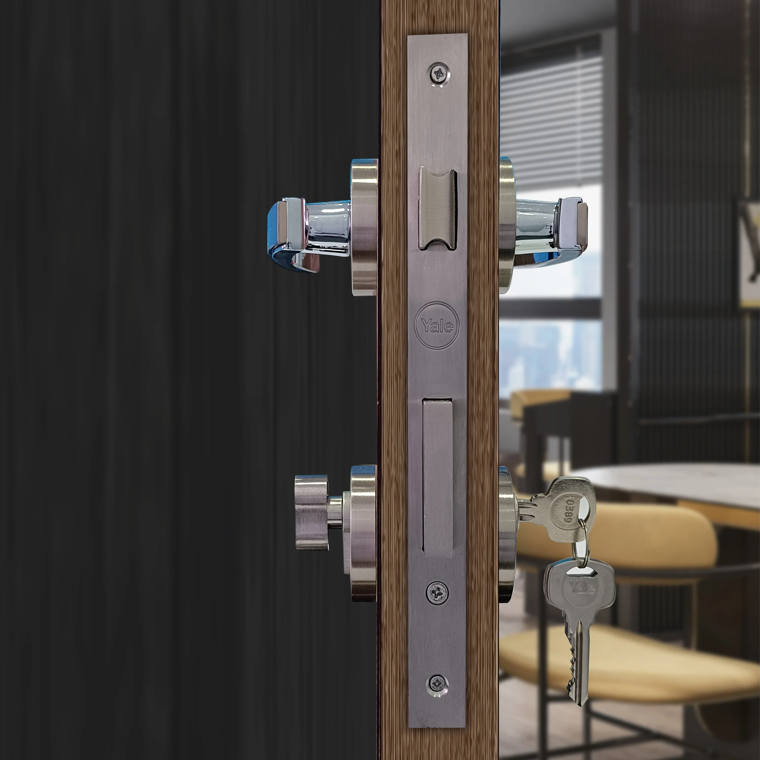 SM-04-01-01 Yale SM series Mortise Lock Comboset, Cylinder with Knob inside and keys Outside, SS Finish - Image 3