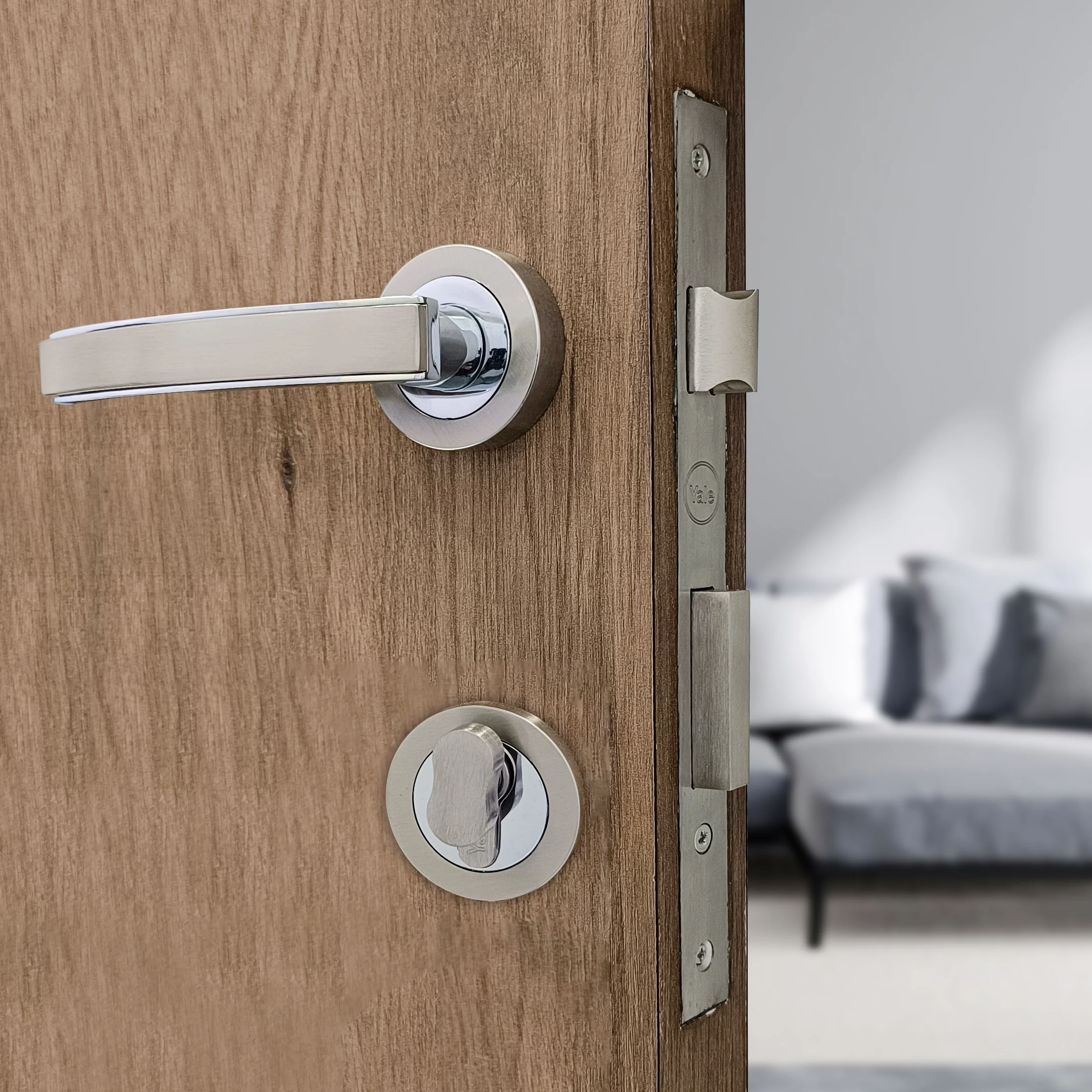 SM-04-01-01 Yale SM series Mortise Lock Comboset, Cylinder with Knob inside and keys Outside, SS Finish - Image 5