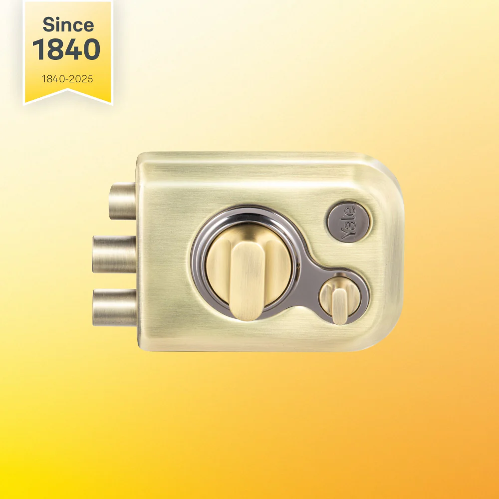 Yale Kratos™ Rimlock KRT-LB-TT-ABM/BN – Tribolt, 2 Deadbolts & 1 Latch Bolt, Knob Insid, 4 Dimple Keys (Antique Brass Matt and Black Nickel) - Image 2