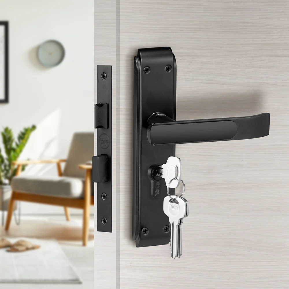 YECM-603-8P-TT-BM Mortise Door Handle set with lock body and Key cylinder with regular keys (3nos.), Black Matt Dual Tone Finish - Image 4
